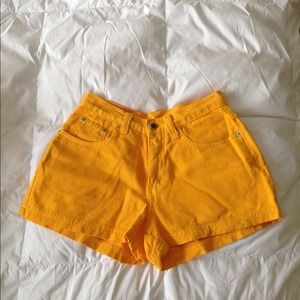 Vintage high waist yellow shorts size 7