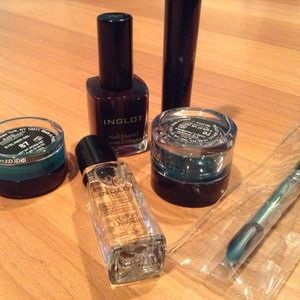 BRAND NEW INGLOT COSMETICS BUNDLE 💋💄