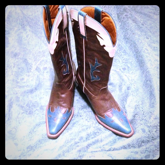 TRADED TO @hollywood1318