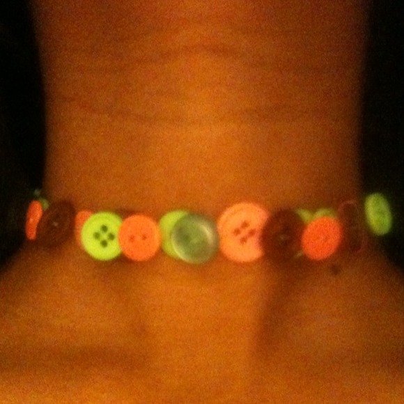 Kdsign Haruhi's Button BraceletChokerEarring pack - Picture 2 of 4