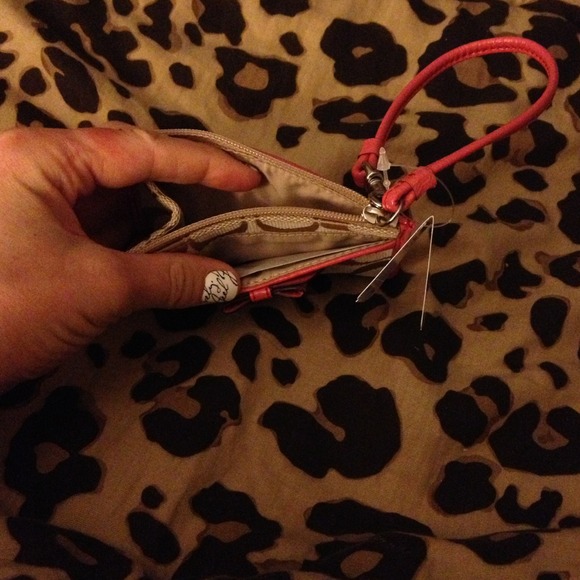 DONATED!!! 💯% Authentic Coach Mini Skinny - Picture 4 of 4