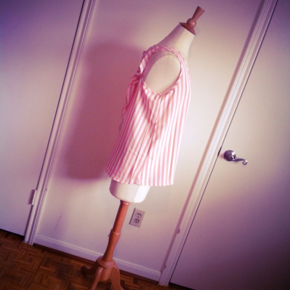 ** SOLD ** SALE Pink & White Striped Bow Back Top - Picture 4 of 4