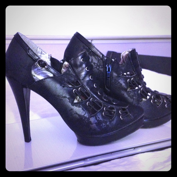 Sexy Lacey Black Heels