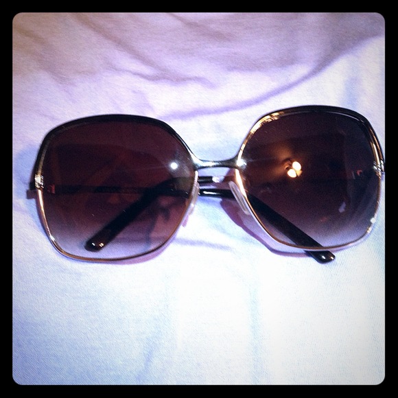 Steve Madden Silver Sunnies