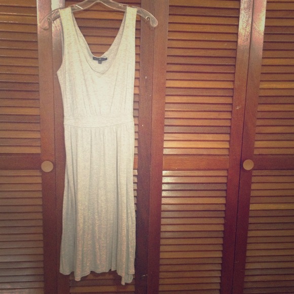 ⛔BUNDLE TRADED⛔Sleeveless Grey Dress