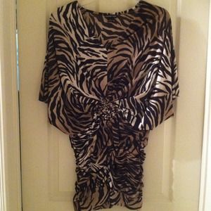 SASSY TIGER PRINT TOP