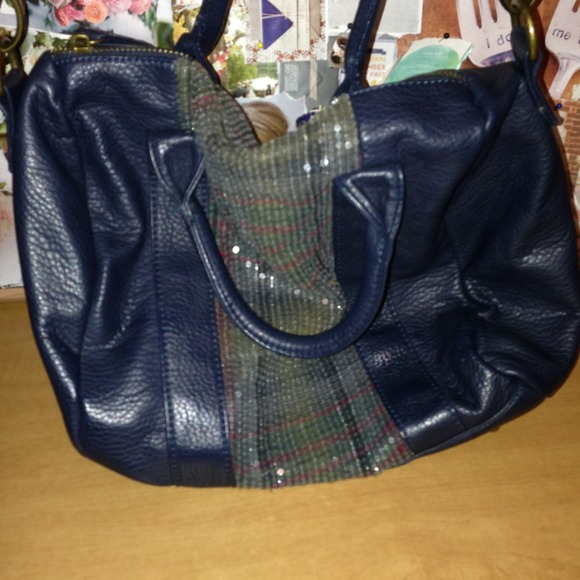 SOLD📦📦📦📦American eagle purse like new!