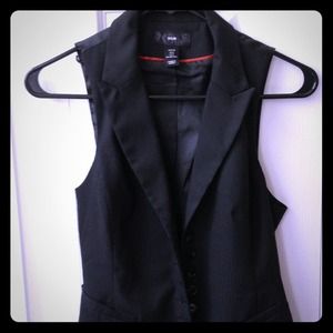 H&M vest size 6