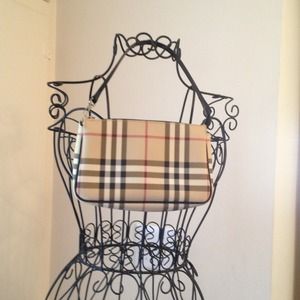 Burberry Pocketbook