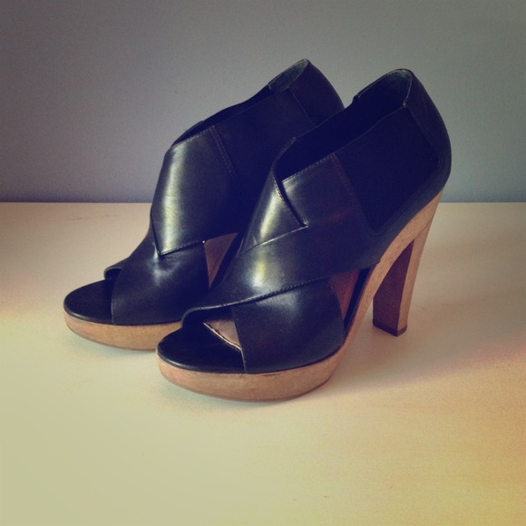 Theory Jackie Leather + Satin Sandals Size 7