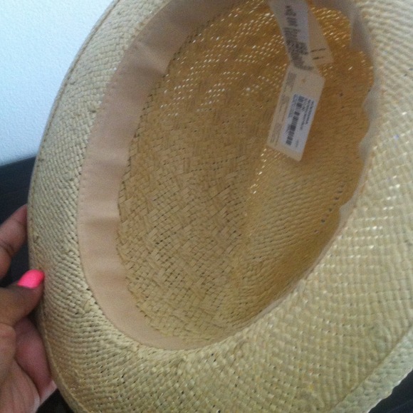 Straw hat - Picture 3 of 3