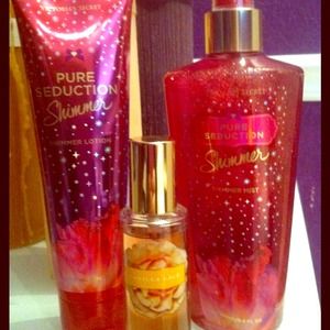 Victoria secret perfume set ✊