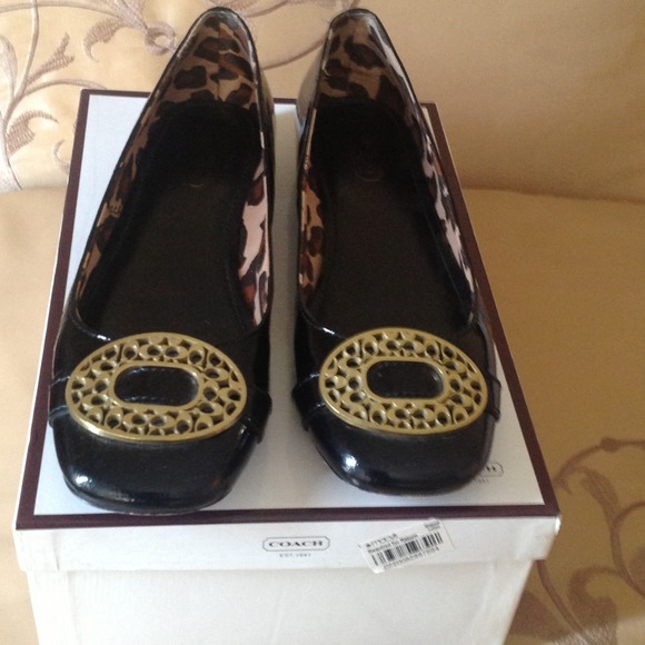 Coach Flats