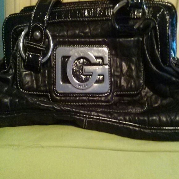 Guess purse