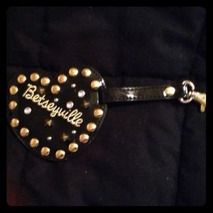 Bestsey Johnson Luggage tag