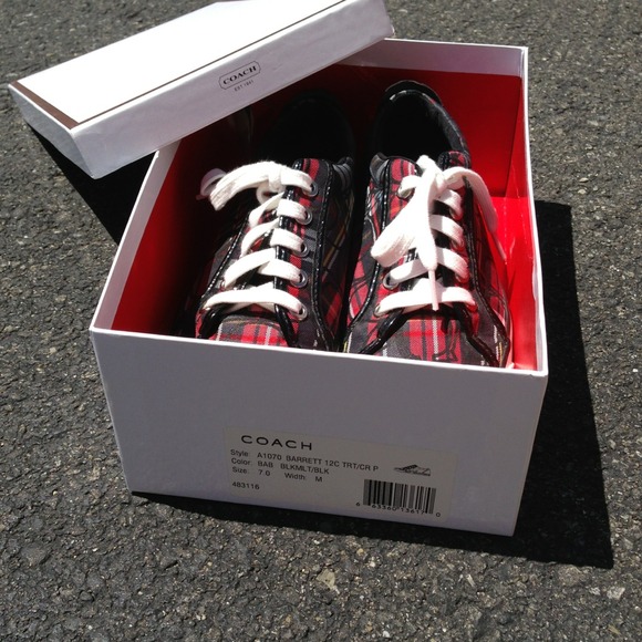 Authentic Coach Sneakers - Picture 4 of 4
