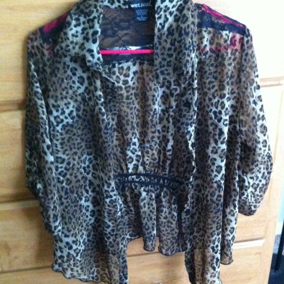 Blouse top - Picture 1 of 3