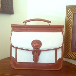 Dooney & Bourke tote