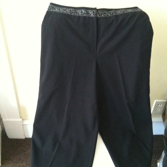 Capri pants