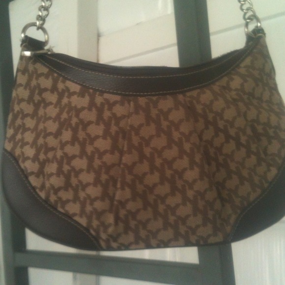 New York and company handbag