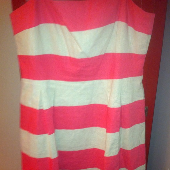 Worn 1 Ann Taylor Loft dress! Size 12! Perfect!