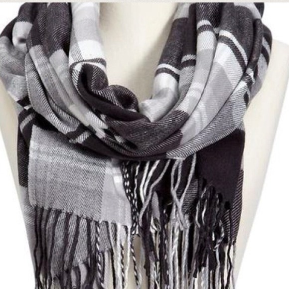 Soft Plaid Scarf