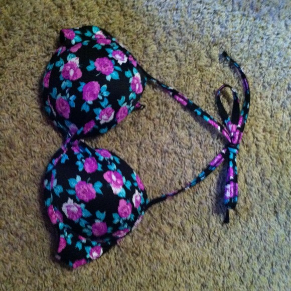 Bathing suite top and bottoms