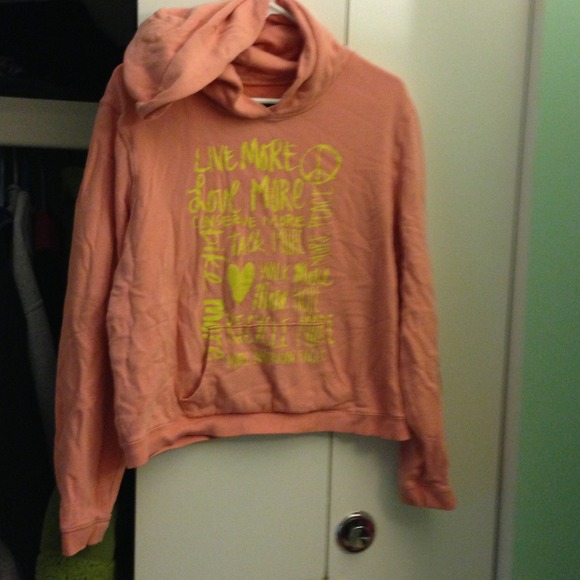 Sweatshirt - Picture 1 of 2