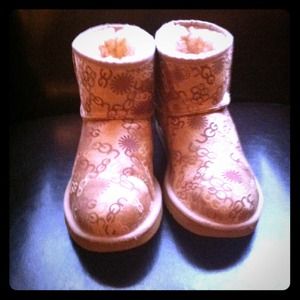 Short UGG booties