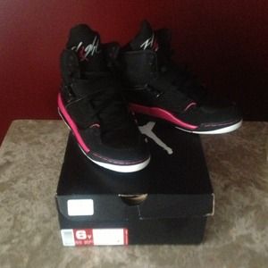 Black & Vivid Pink Jordan Flight 45 High