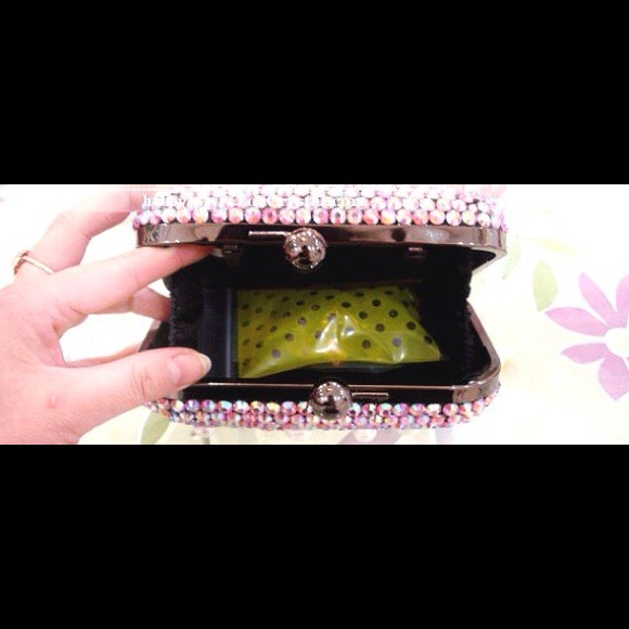 Hello Kitty "Handmade" Czech Crystal Clutch - Picture 2 of 3