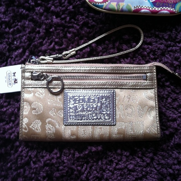 Coach Poppy gold and khaki wallet/wristlet!