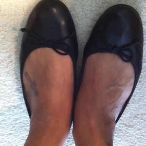 Black flats with bow. Size 9