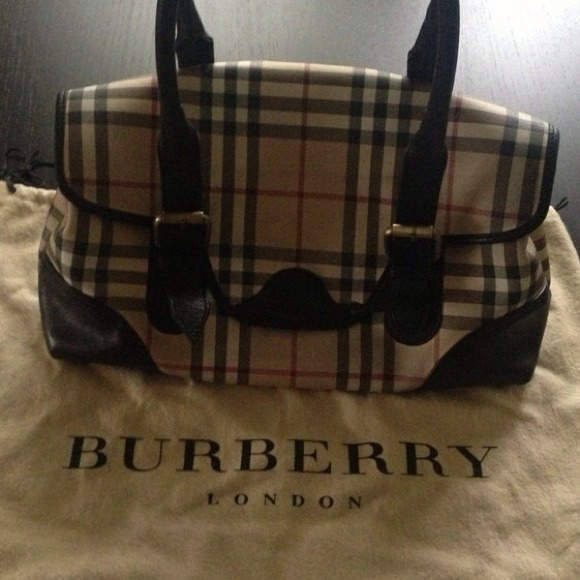 ❌SOLD ❌Authentic Burberry bag! Good condition!