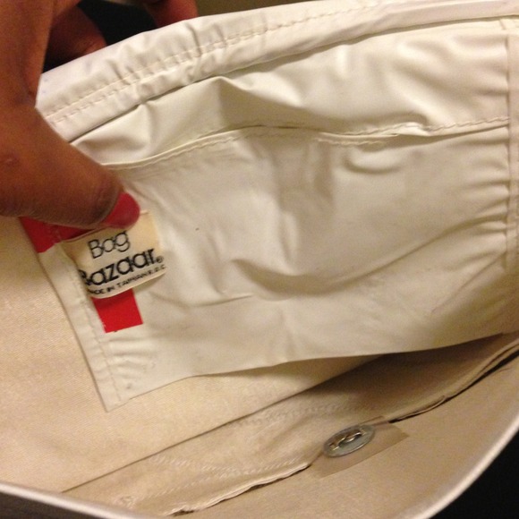 Vintage Clutch by Bag Bazaar - Picture 3 of 4