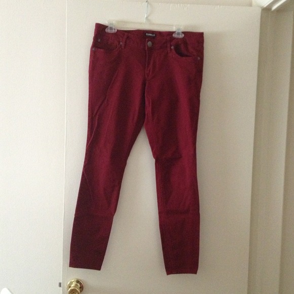 🔲SOLD🔲 Burgundy Red Express Skinny Jeans