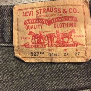 Levi high waisted shorts.