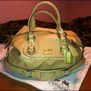 Reduced! Authentic Coach tan leather satchel