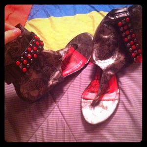 Studded Gladiator Sandal💖