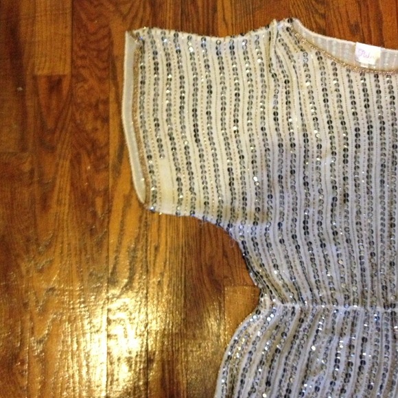 Night dress from Parker.. - Picture 3 of 4