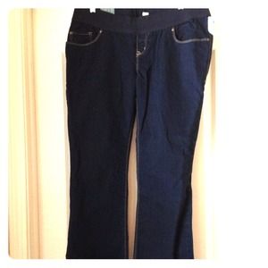 Brand new Old Navy Maternity jeans