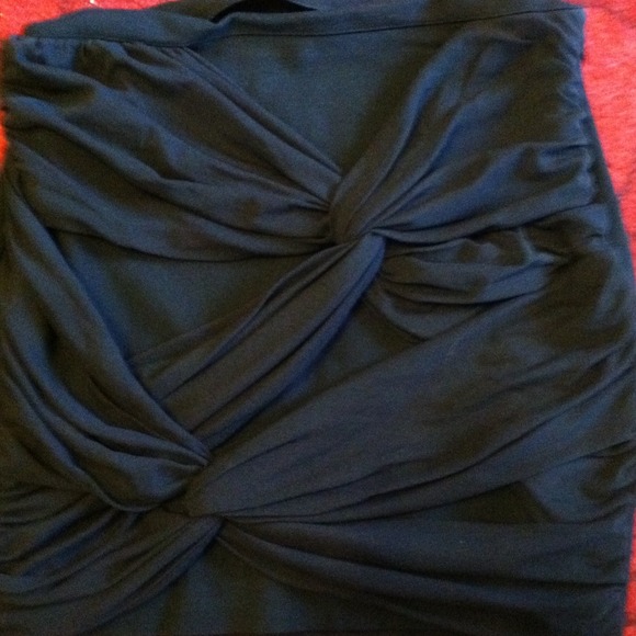 ⛔SOLD⛔Black Express Skirt - Picture 3 of 4