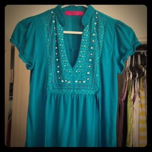 Turquoise color jewel top