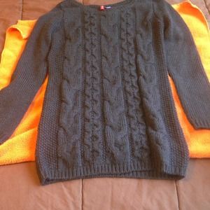 Divided by H&M sweater