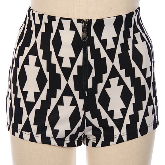 Tribal print high waist hot shorts