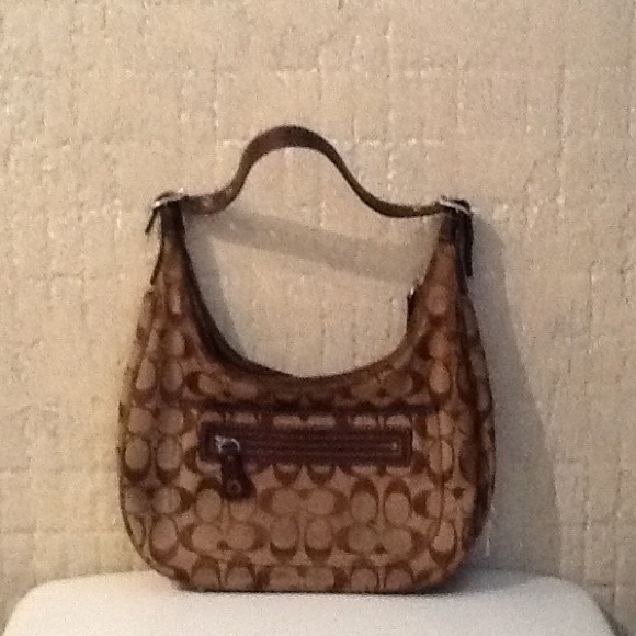 Coach Bag - Picture 2 of 2
