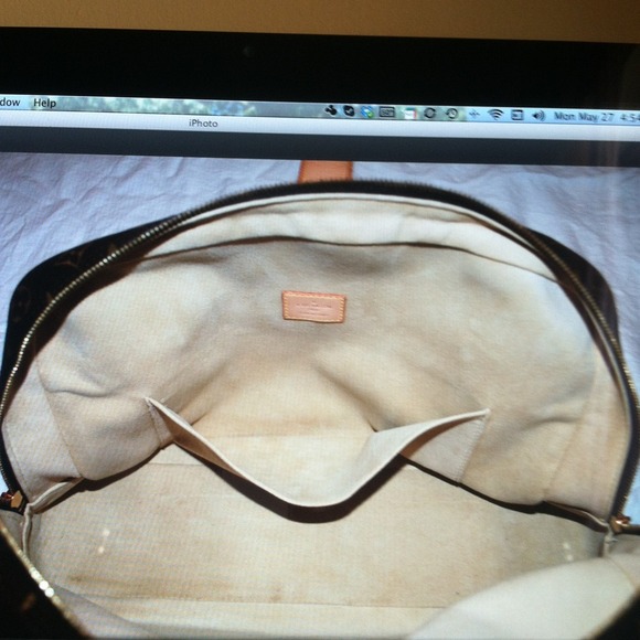 Louis Vuitton Monogram Manhattan handbag - Picture 2 of 4
