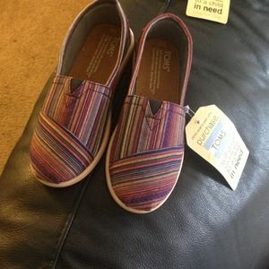 Youth toms