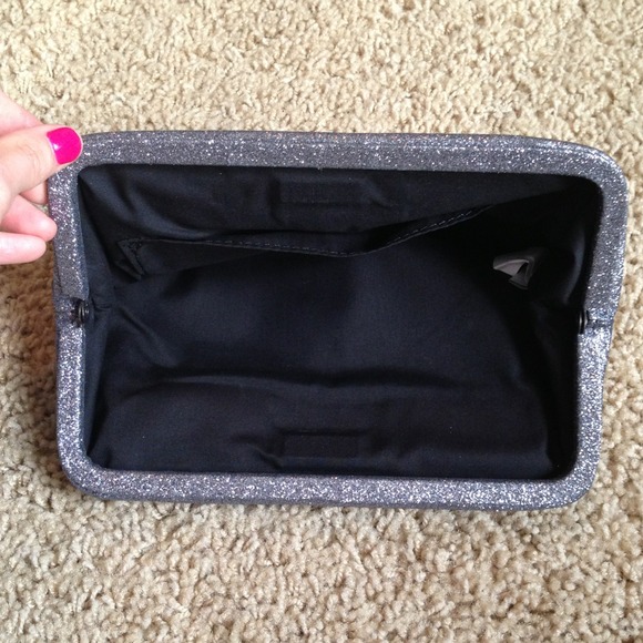 Purse - Picture 2 of 2