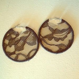 💛SOLD!💛 Black lace earrings